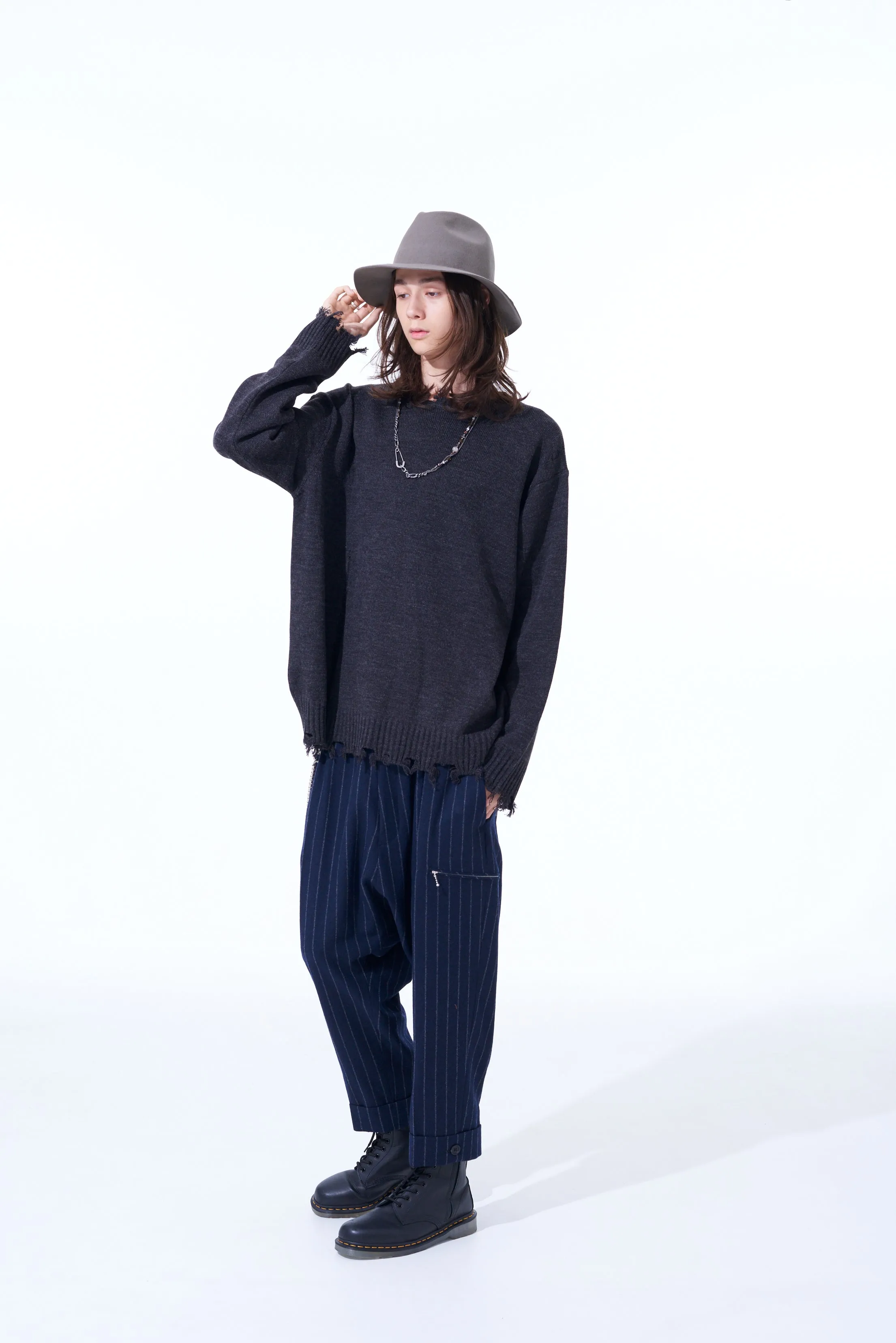 7G BULKY WOOL DAMAGE ROUND NECK PULLOVER