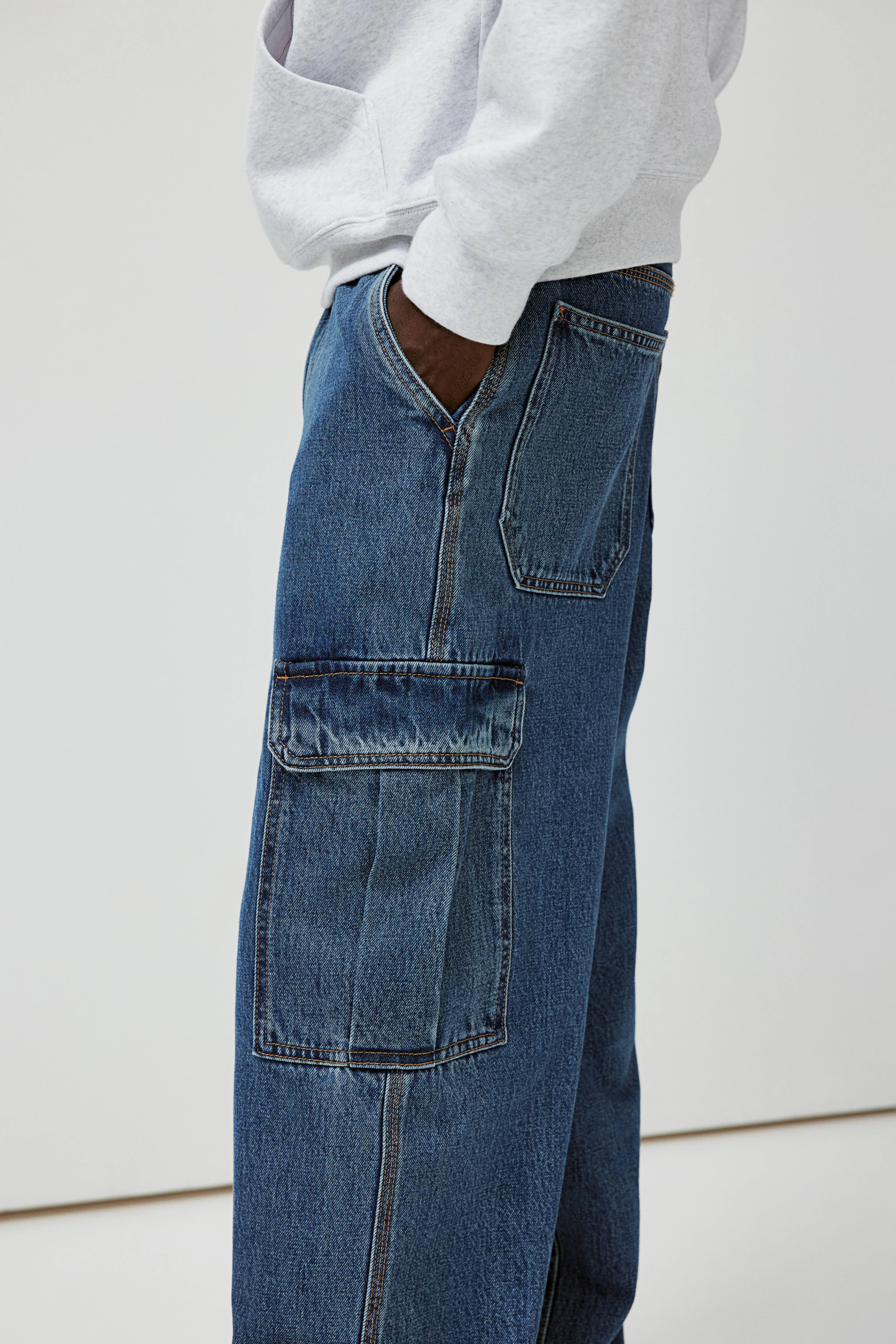 Baggy Cargo Jeans - Regular waist - Extra-long legs - Denim blue - Men | H&M GB