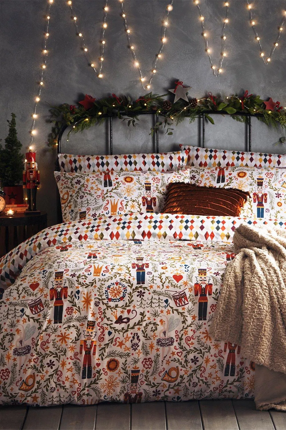 Bedding | Nutcracker Christmas Reversible Duvet Cover Set | Furn