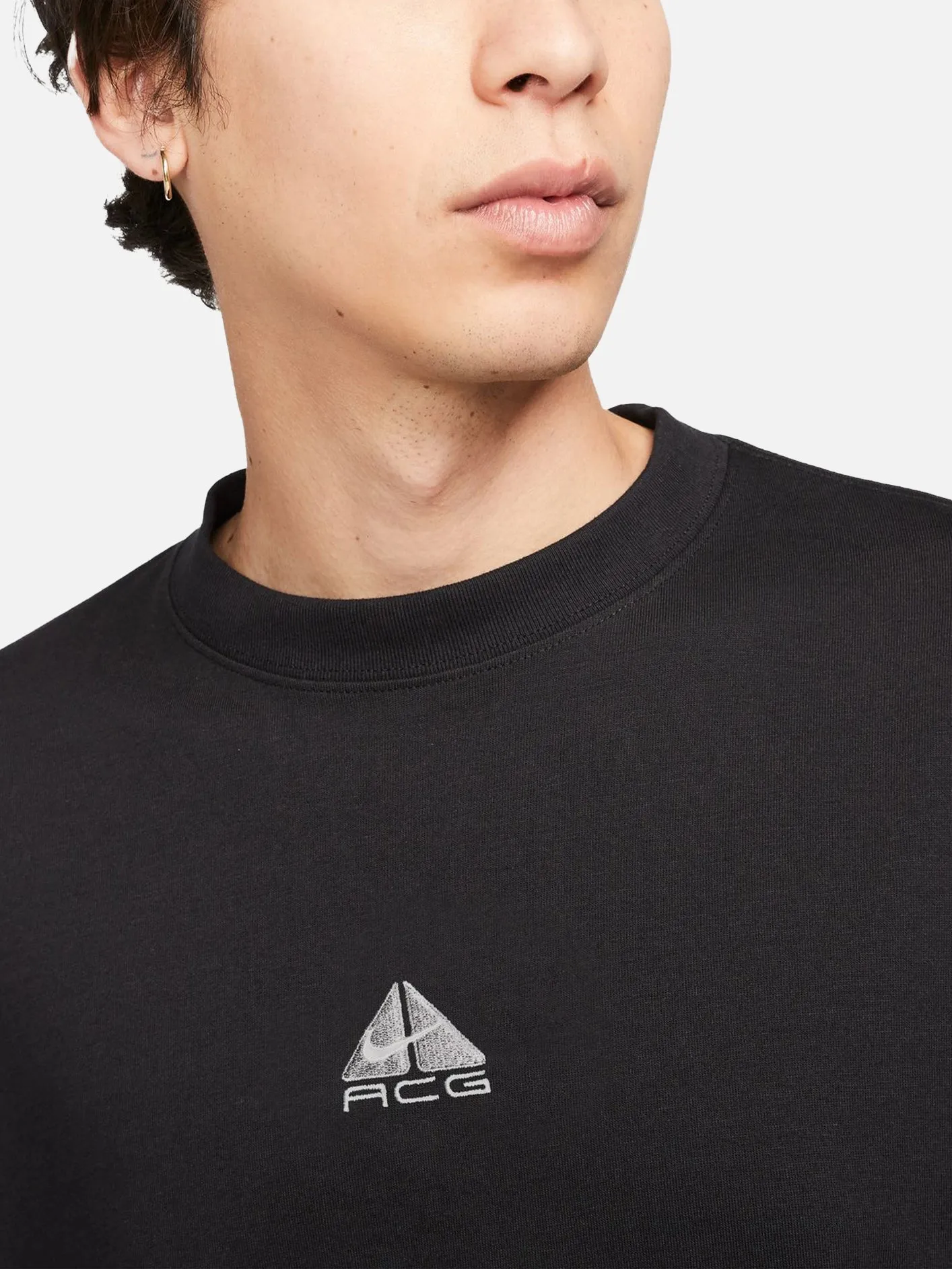 NIKE ACG Logo Heavyweight Short Sleeve T Shirt - Black