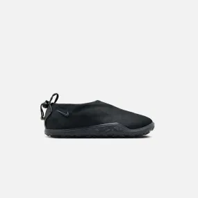 Nike     acg moc