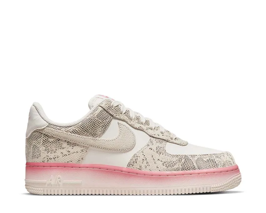 Nike Air Force 1 '07 LX