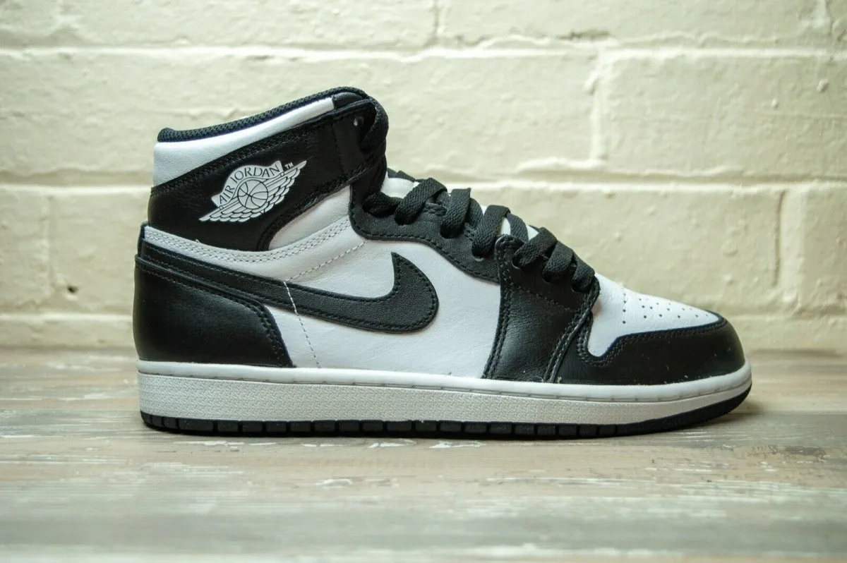 Nike Air Jordan 1 High Retro OG Black White 2014 555088 010