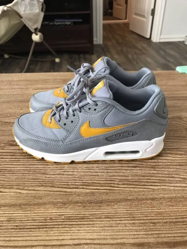 Nike Air Max 90