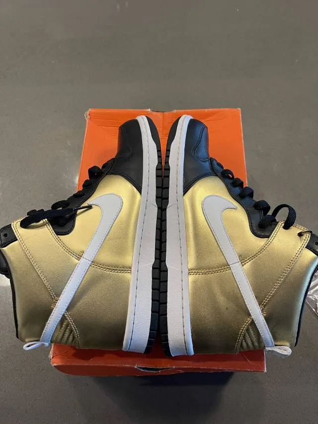 Nike Dunk High Premium Metallic Gold