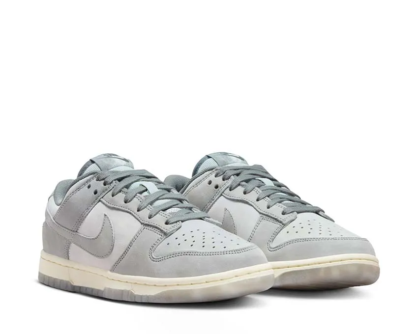 Nike Dunk Low W