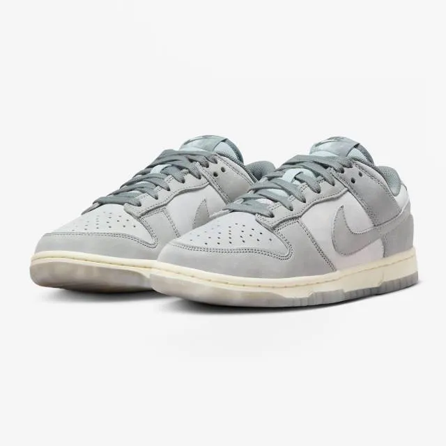 Nike women's dunk low (cool grey/ football grey/ coconut milk) sizes 5-12 fv1167-001