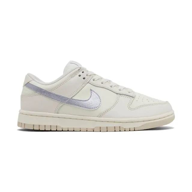 Nike Women's Dunk Low ESS (Sail Oxygen Purple/ White/ Sa...