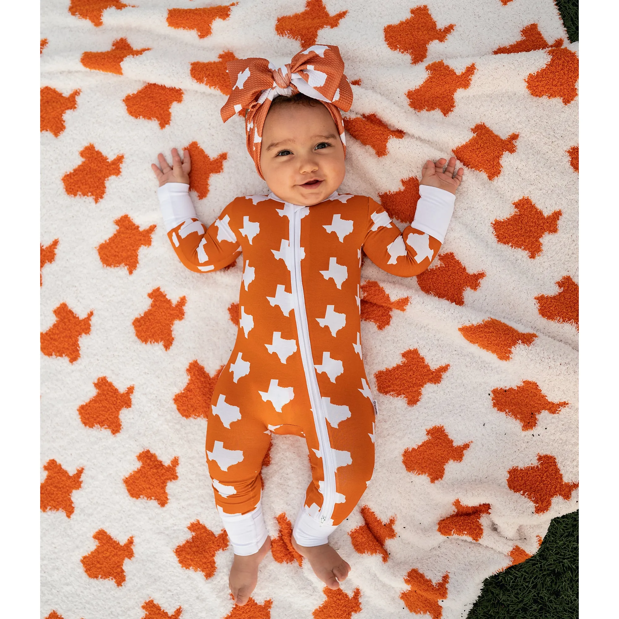 Texas Burnt Orange & White PLUSH BLANKET