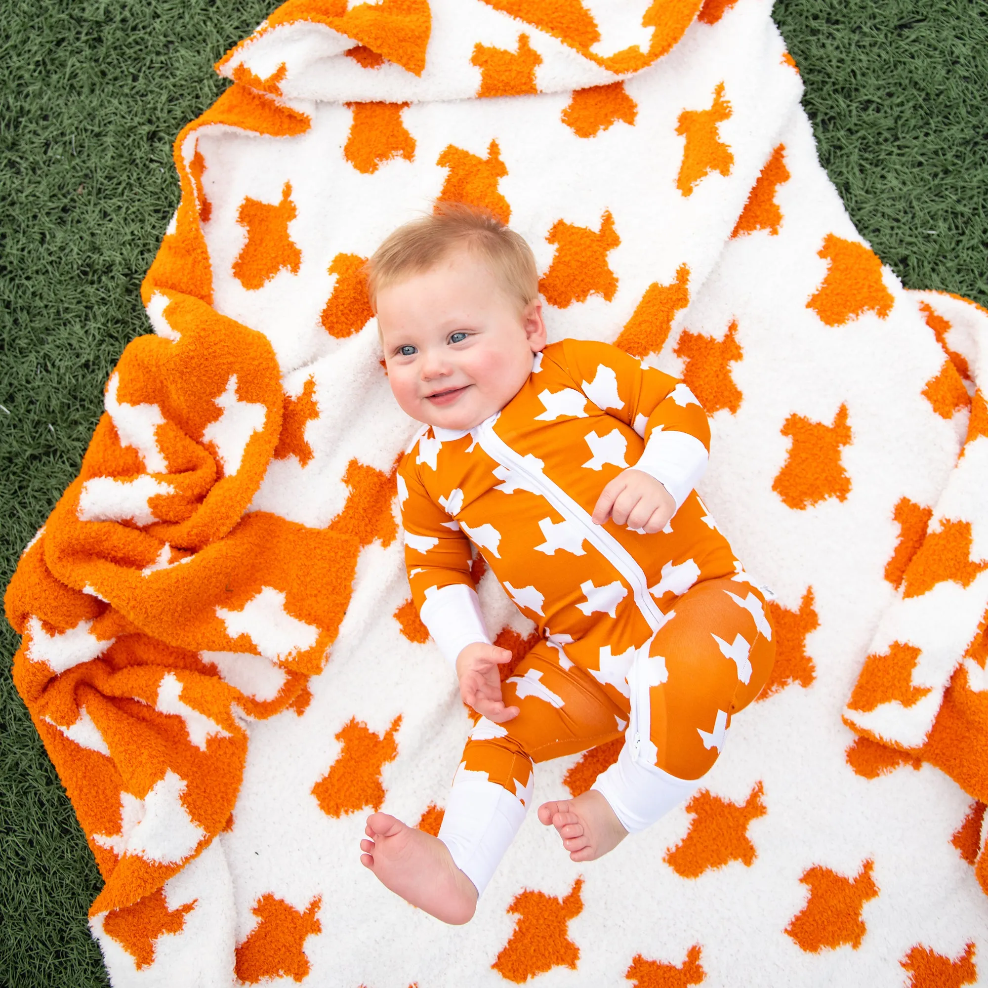 Texas Burnt Orange & White PLUSH BLANKET