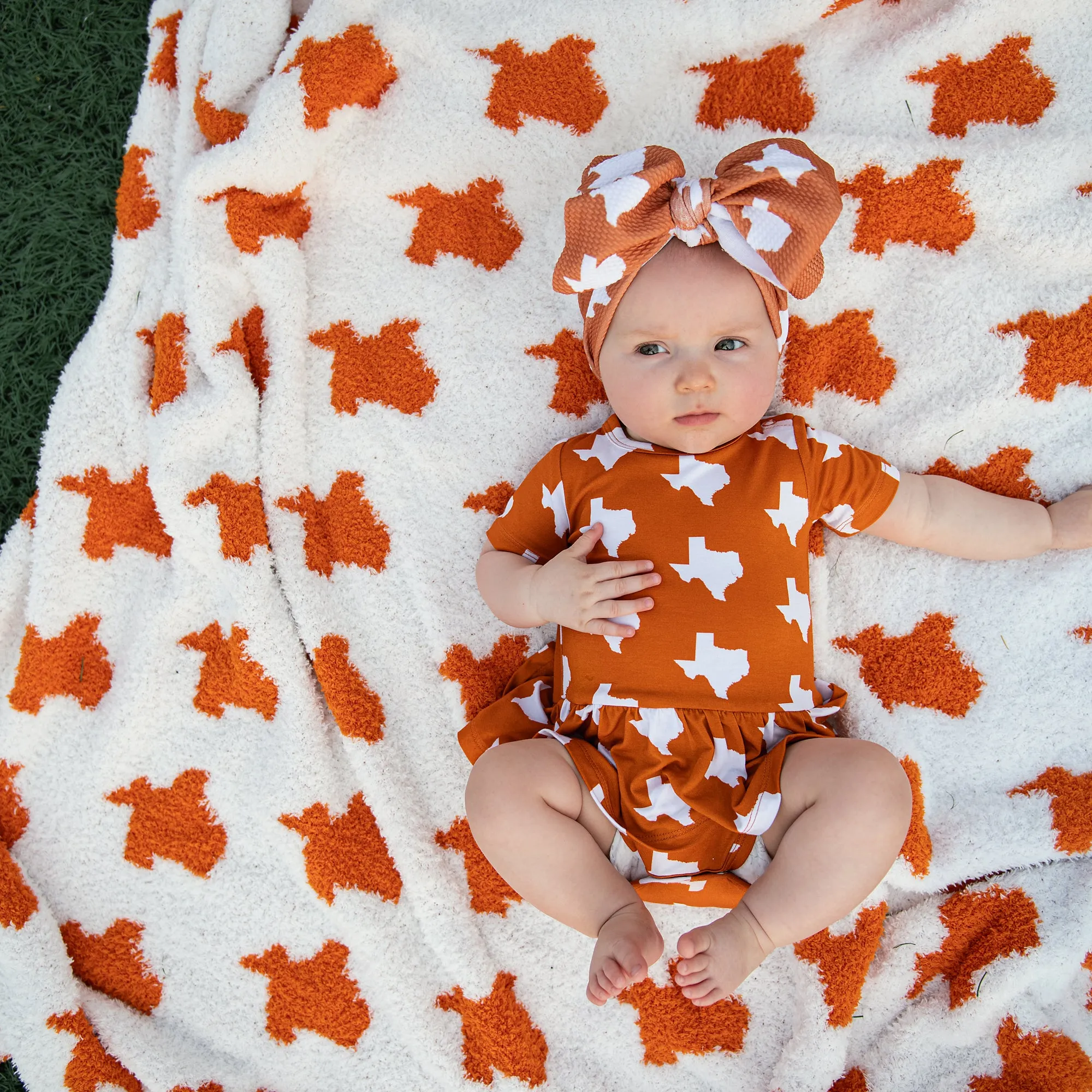 Texas Burnt Orange & White PLUSH BLANKET