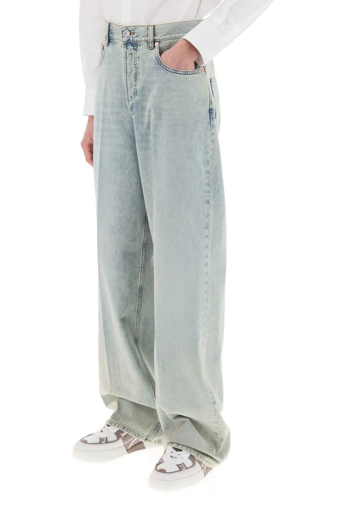 Valentino garavani oversized jeans with v detail 4V3DE03K9YQ DENIM BLU LAV CHIARO