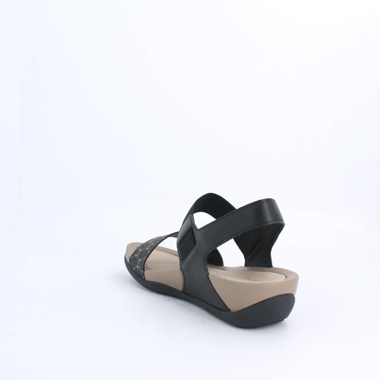 VETROY CASUAL SANDALS - BLACK